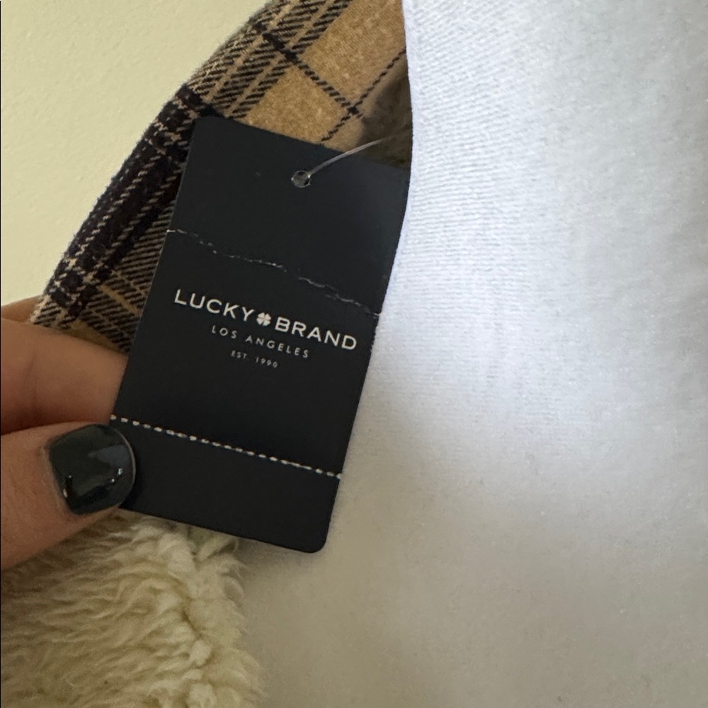 NWT Lucky Brand Black and Tan Plaid Teddy Jacket snap down Sherpa lined M - Picture 5 of 6